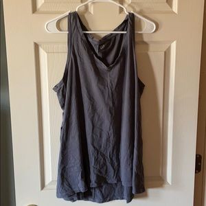 Gap XL Tall Vneck Tank Top